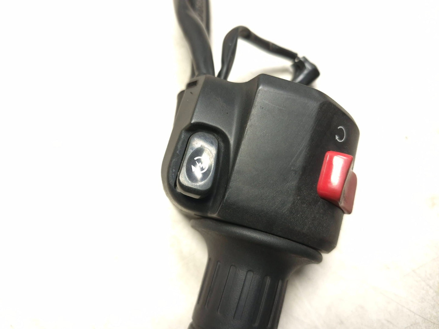 2023 Kawasaki Ninja 400 Ex400 Right Handlebar Kill Of Start Controls & Grip OEM