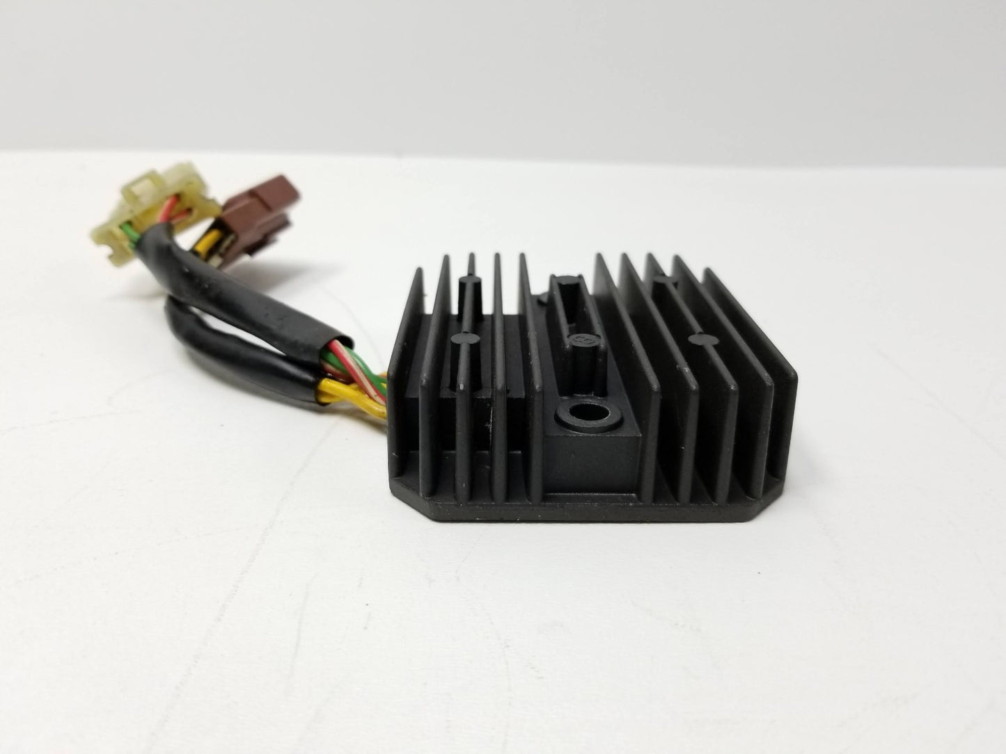 2002 Aprilia Rst 1000 Futura Voltage Regulator OEM