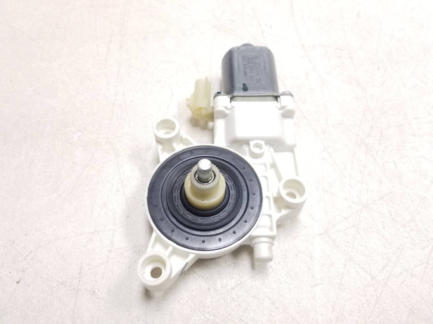 2013 - 2020 Dodge Grand Caravan Window Motor Front Passenger Side Right OEM