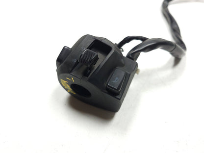 2015 - 2018 Yamaha Yzf-r3 Yzfr3 Left Handlebar Headlight Horn Switch  OEM