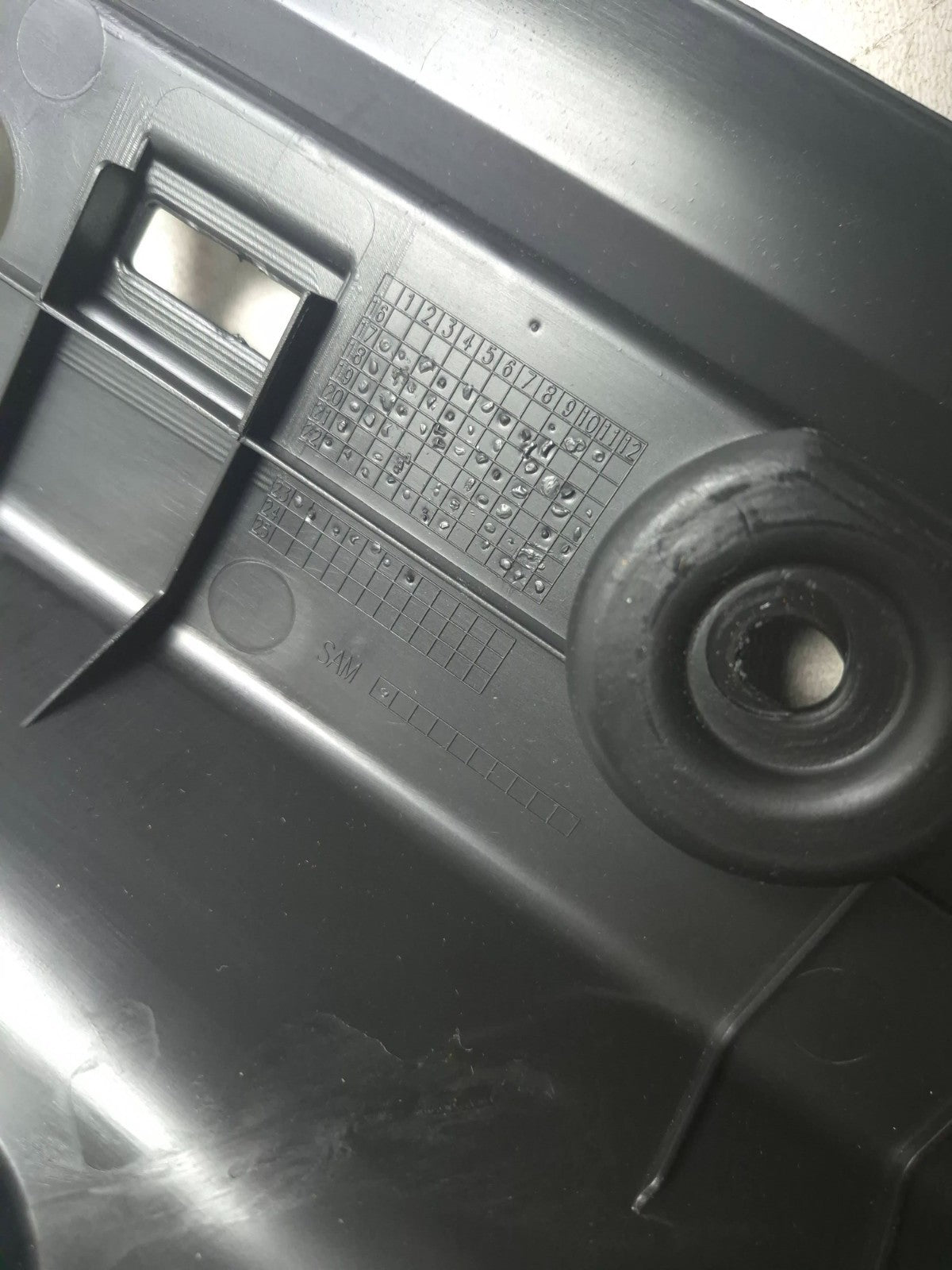 2024 Alfa Romeo Stelvio Rear Seat Bolster Support Bracket Left & Right OEM