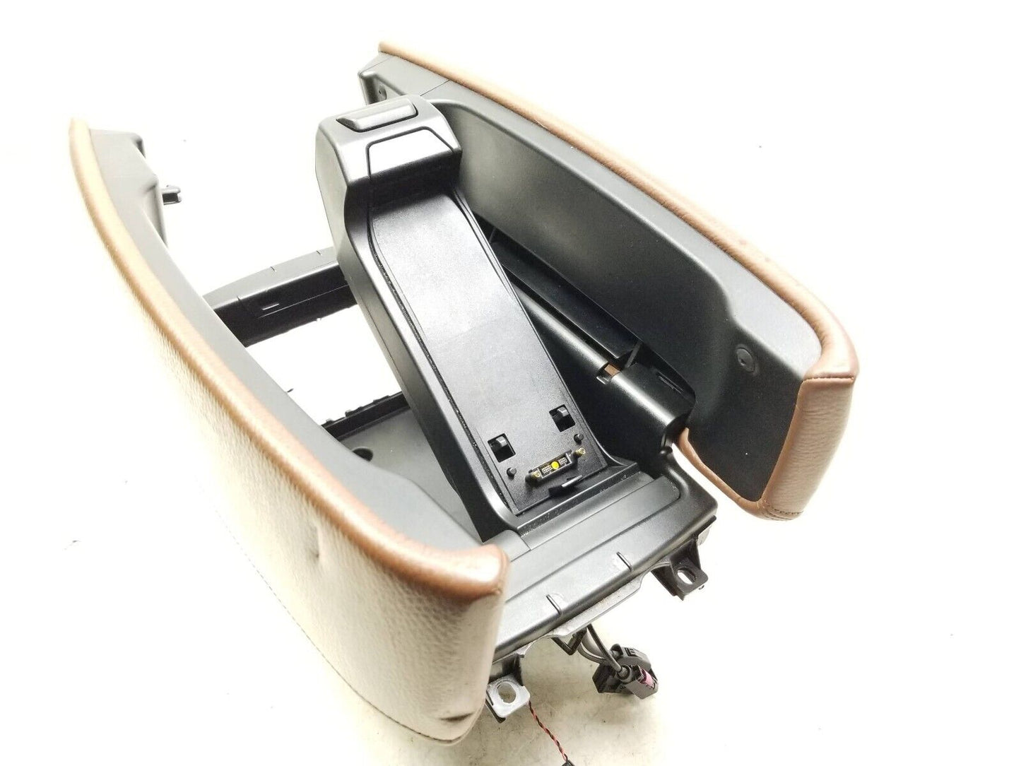 14-18 BMW X5 F15 Armrest Center Console 105069597c OEM 89k Miles✅ Dakota