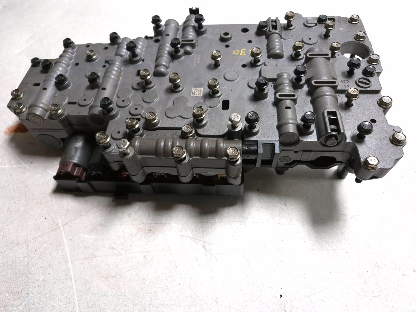 2013 Hyundai Genesis Rl26 Transmission Valve Body With Tcm 46305-4f100 OEM