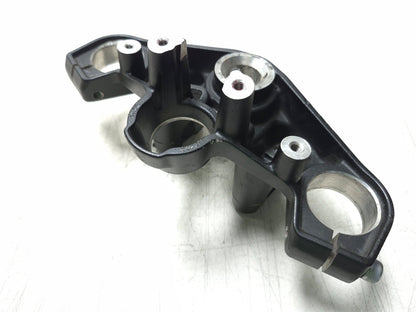 2019 Kawasaki Z400 Er400d Front Fork Clamp Upper Triple Tree OEM