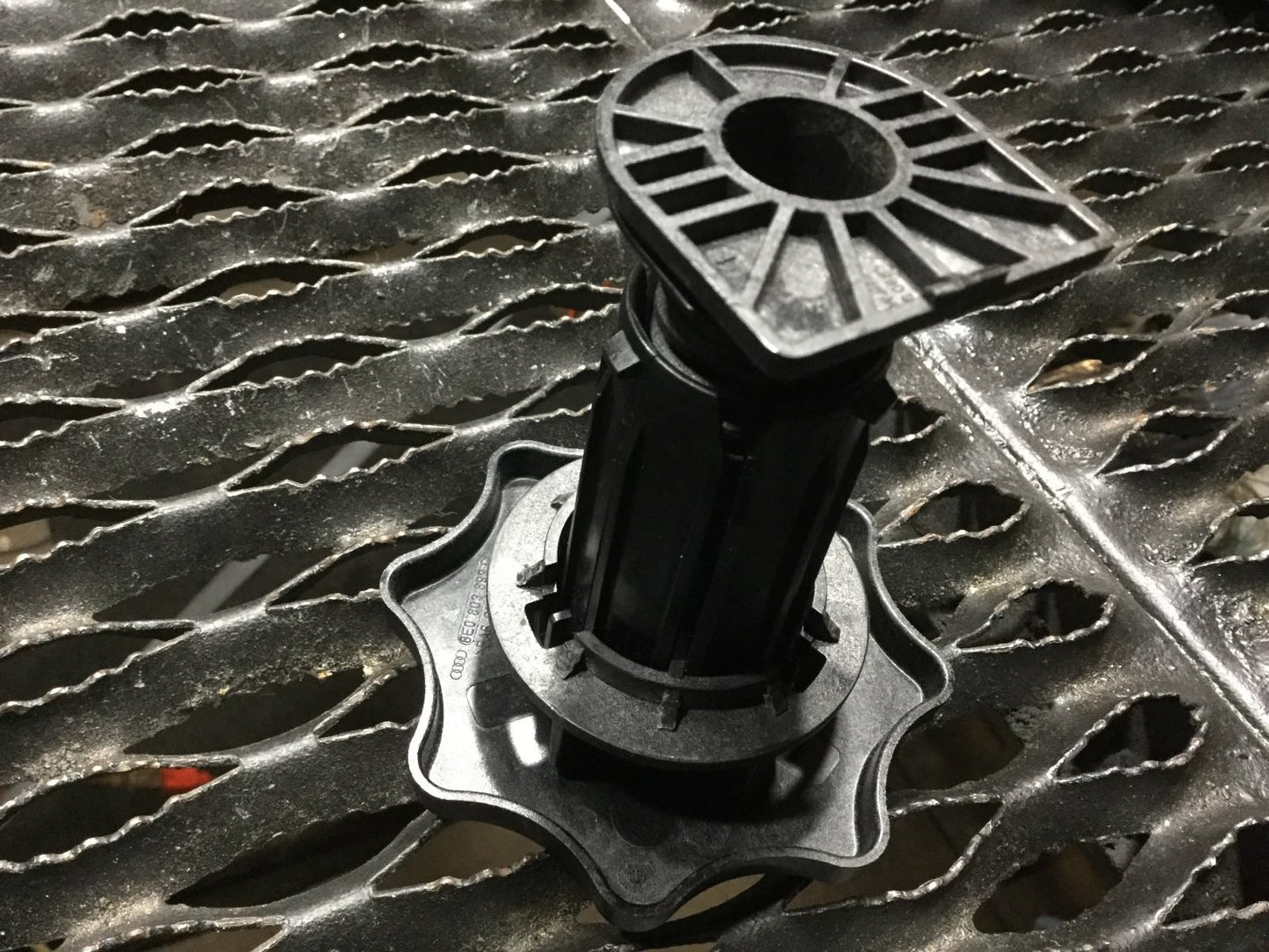 05 06 07 08 Audi A4 Spare Tire Holder OEM