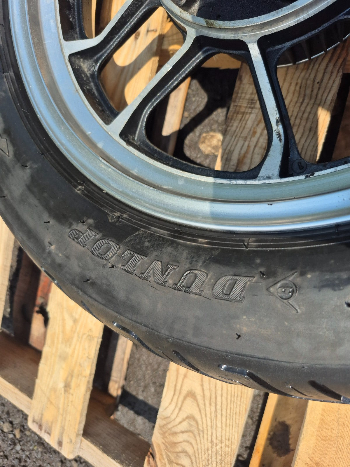 1985 Honda Shadow Vt500c Wheel Rim W/ Tire Front & Rear *straight* OEM