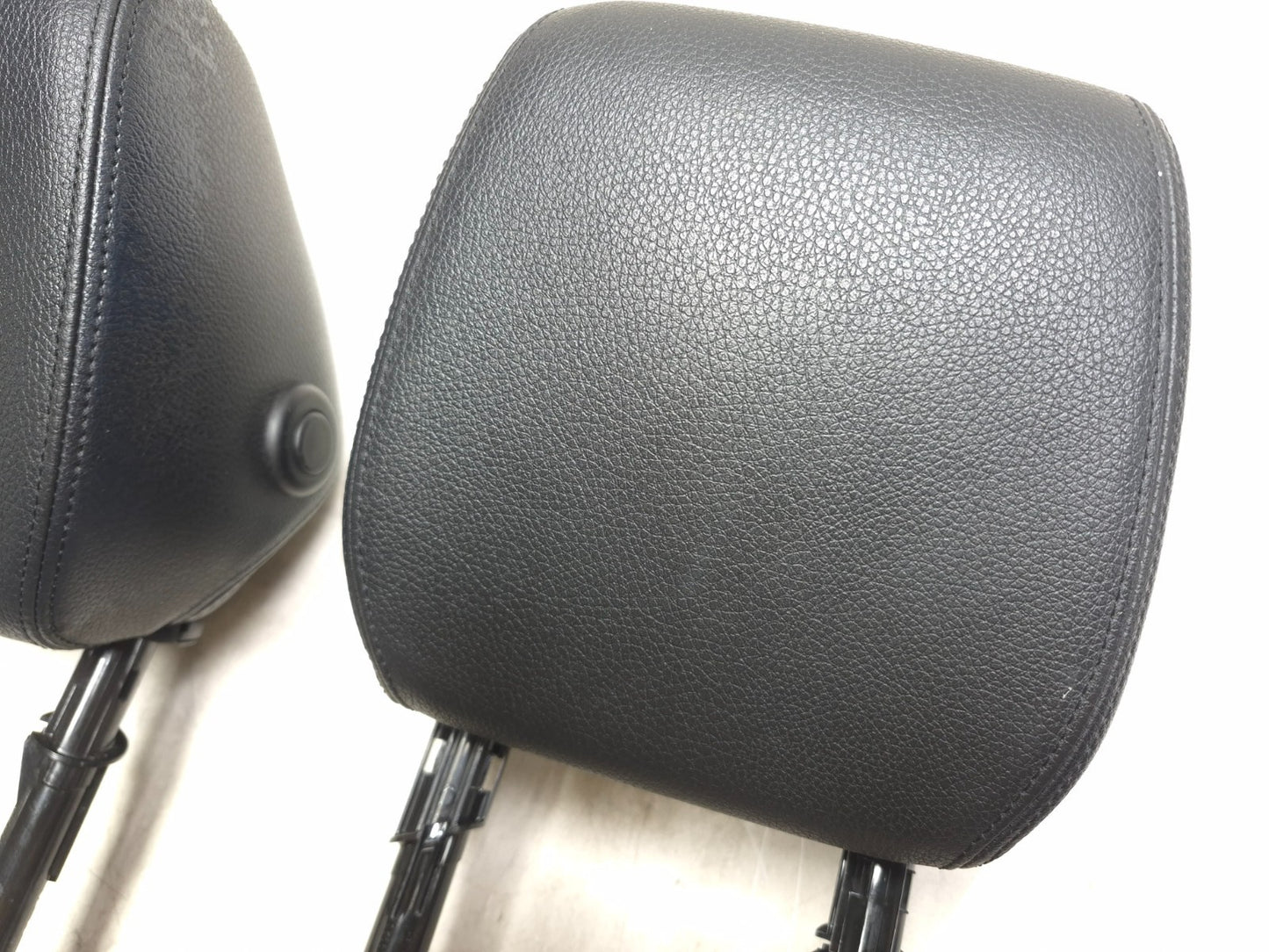 2013 BMW 328i F30 Front Seat Headrest Left & Right Pair OEM