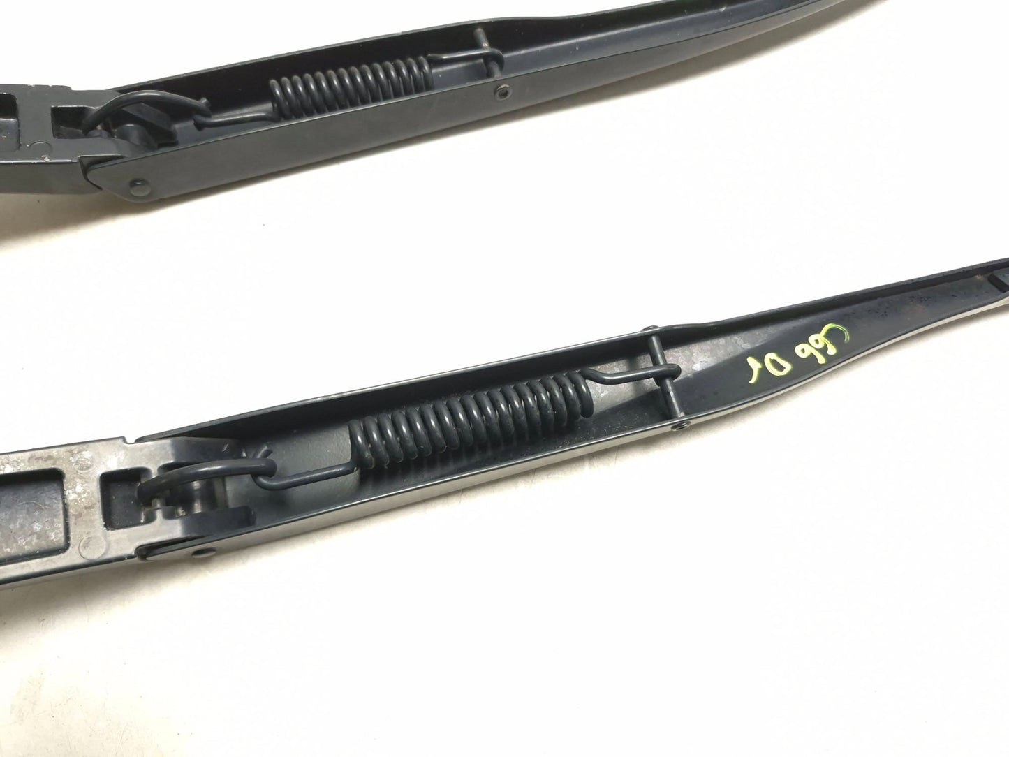 2012 Hyundai Sonata Windshield Wiper Arm 2pcs OEM