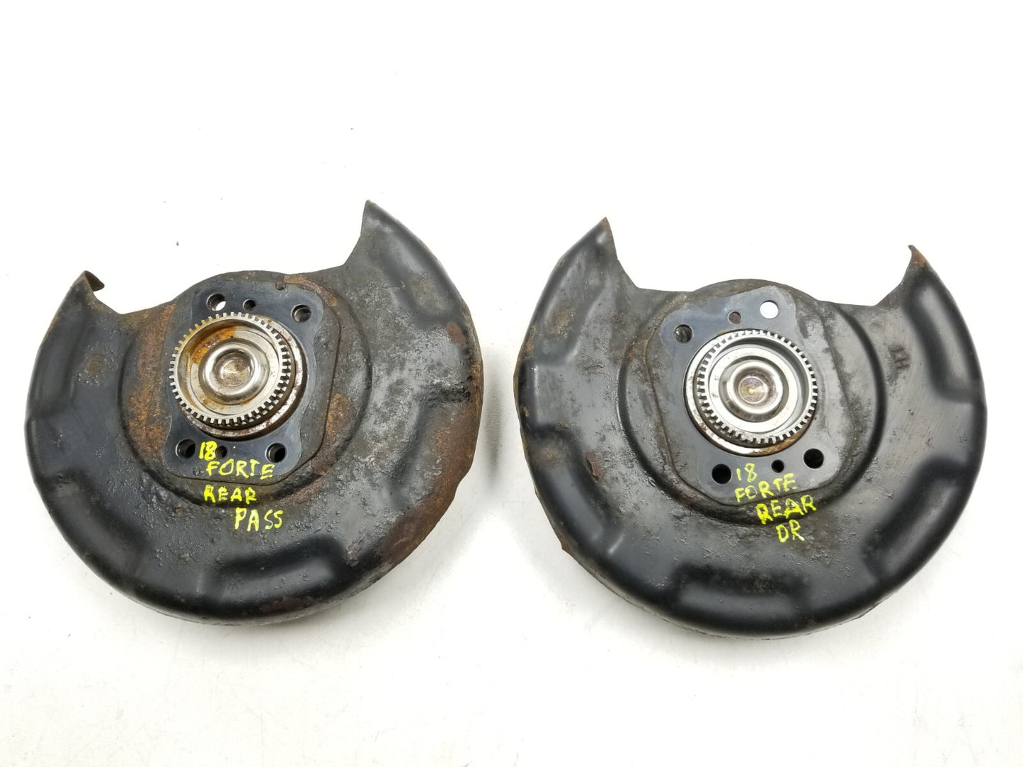 17 18 Kia Forte Rear Bearing W/ Brake Guard Pair OEM 49k Miles