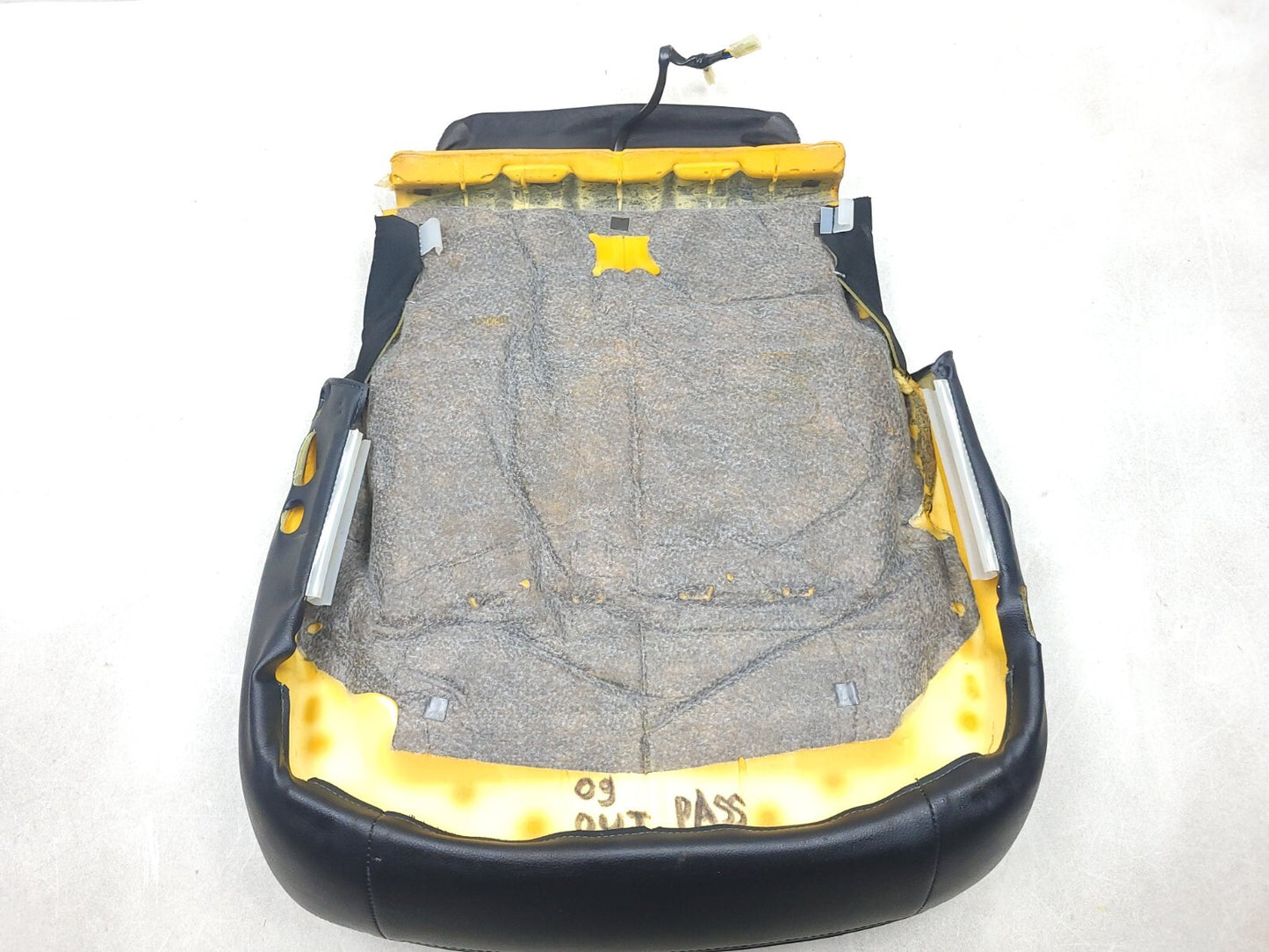 2009 Mitsubishi Outlander Front Passenger Seat Lower Cushion OEM