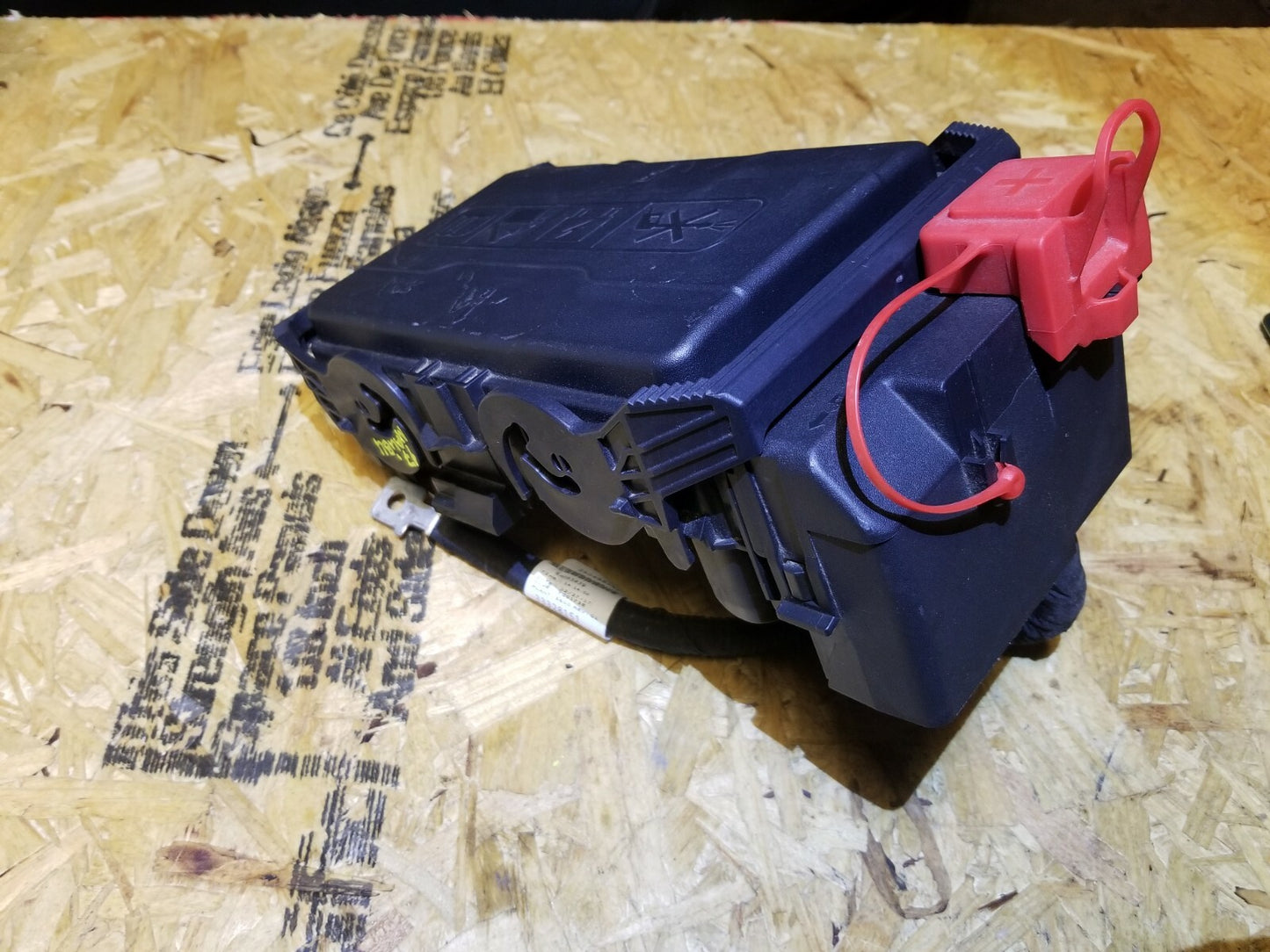 2017 Chevrolet Malibu Fuse Box OEM