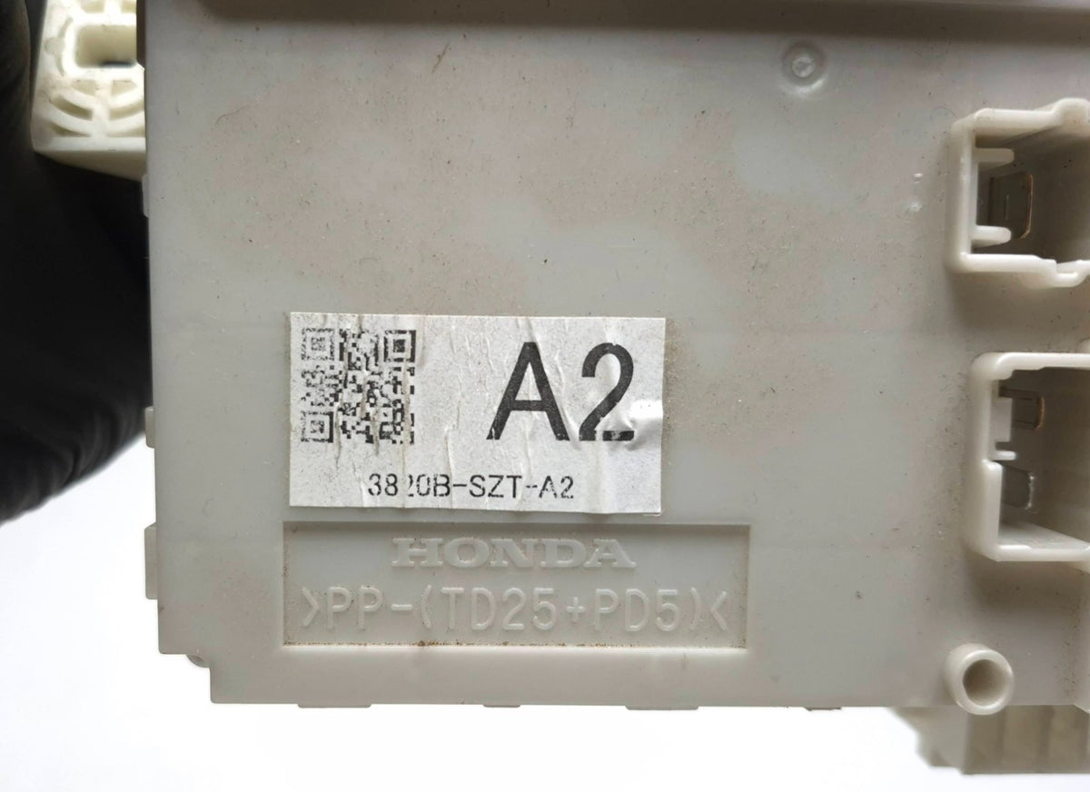 2013 Honda Cr-z Cabin Interior Fuse Box Relay  OEM