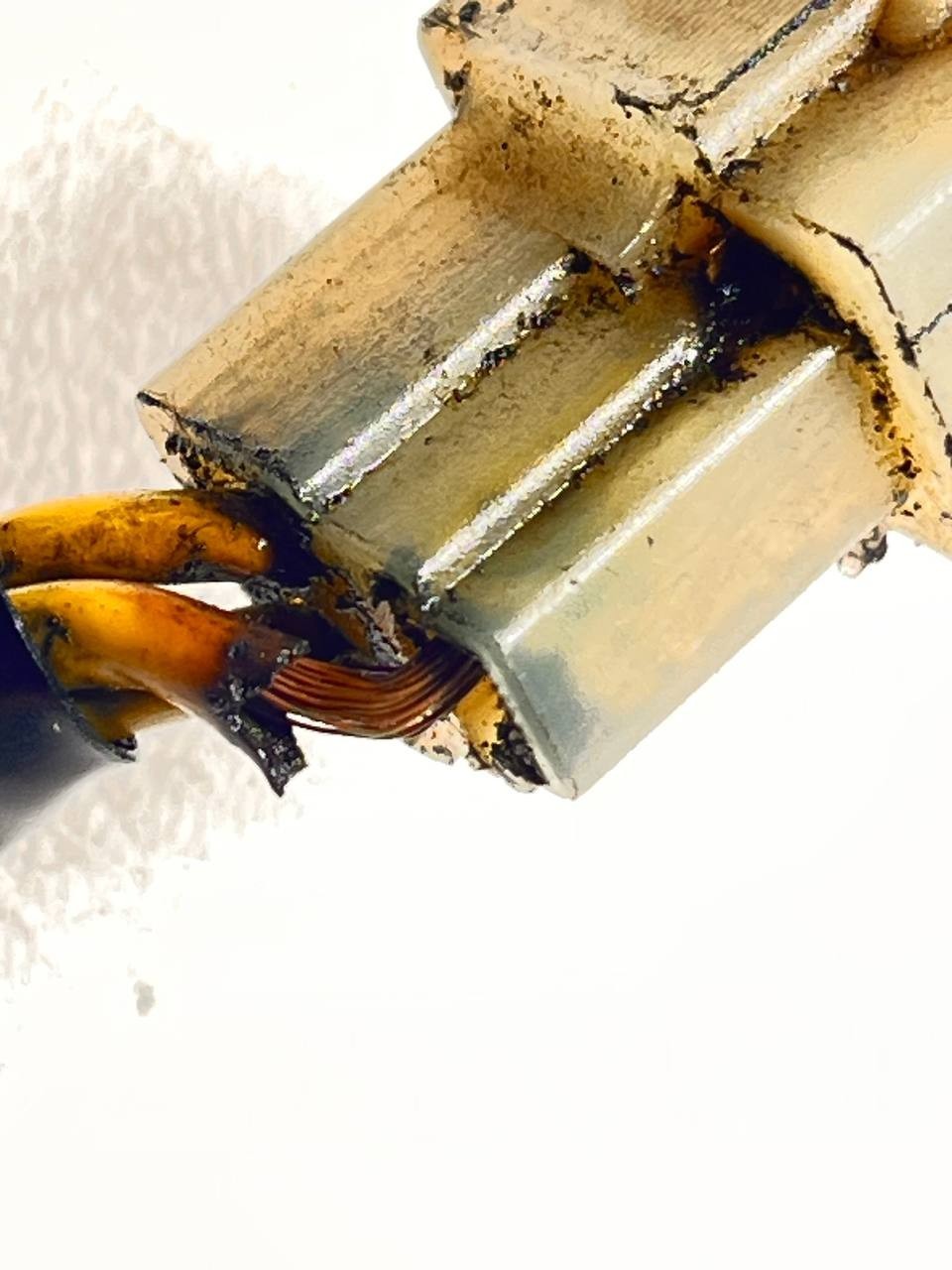 2008 - 2010 Ducati 848 Voltage Rectifier Regulator  OEM