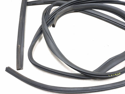 2013 Dodge Grand Caravan Rear Door Weatherstrip Seal Left Driver Side Oem✅