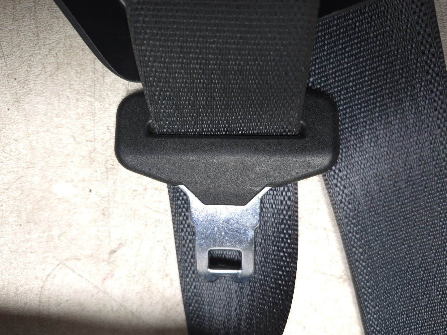 2014 Fiat 500l Rear Seat Belt Driver Side Left 07355767050 OEM