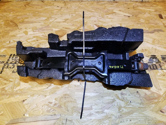 09 10 11 12 Nissan Altima Jack With Foam 84985ja00a OEM 78k