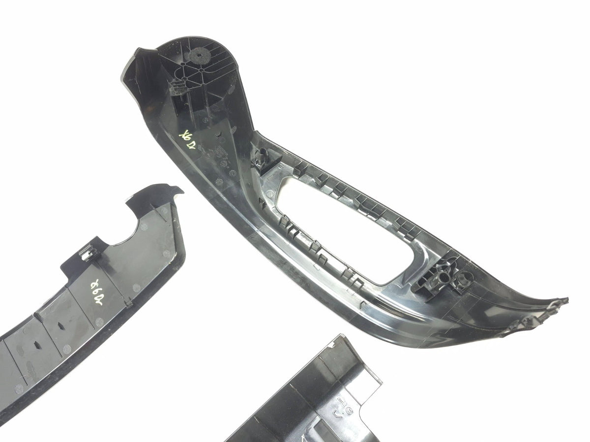 2009 BMW X6 Xdrive50i Front Seat Trim Cover Left Driver Side OEM