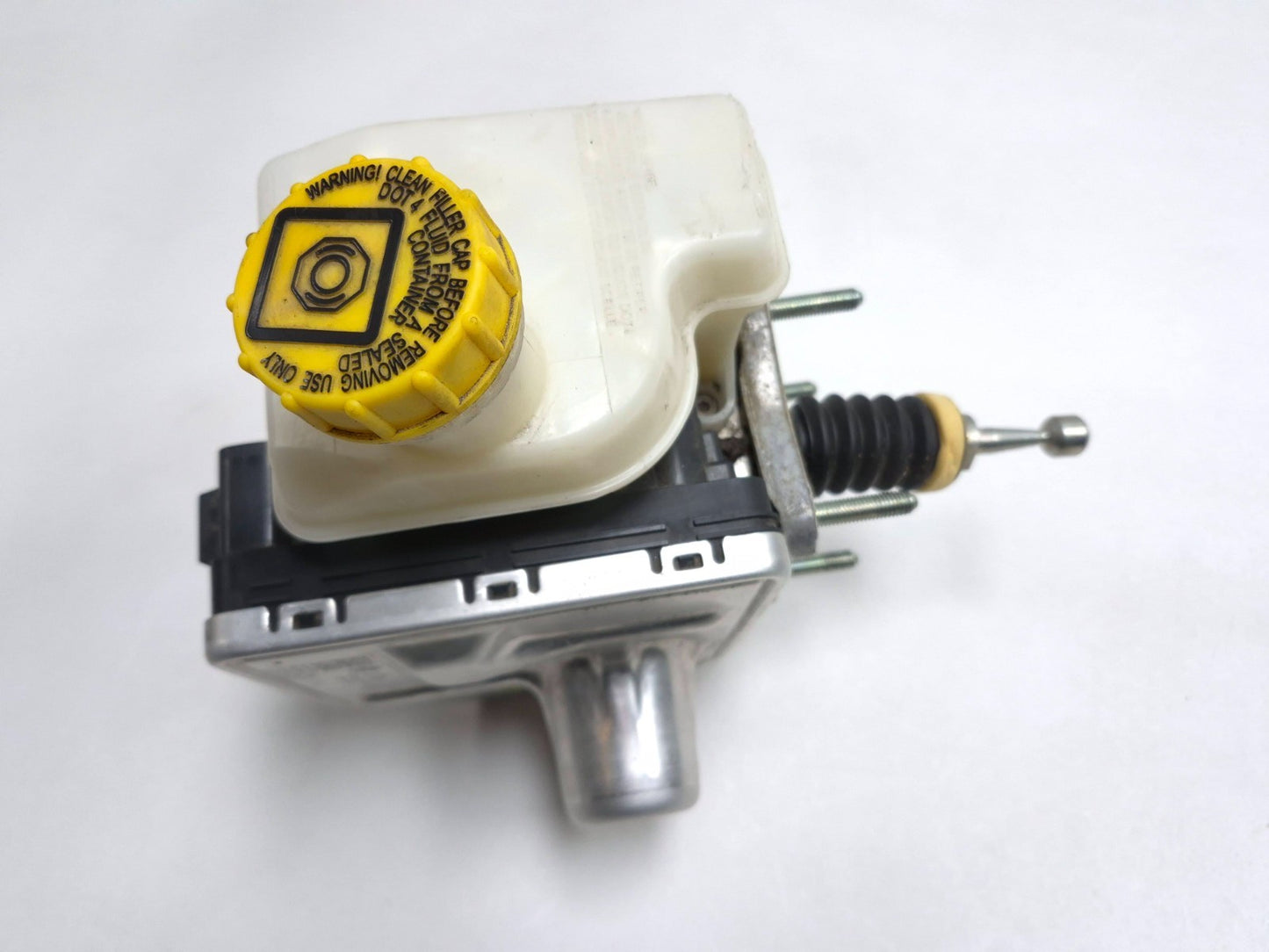 2021 Alfa Romeo Giulia Power Brake Booster W/ Master Cylinder Oem✅ 78k Miles