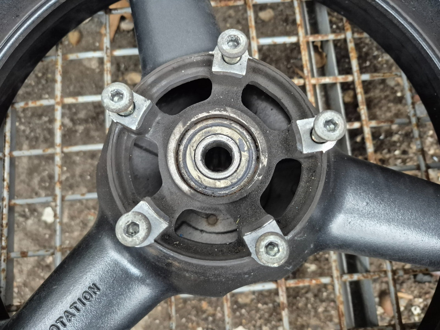 2001 Suzuki Gsx 750f Katana  Rear & Front Wheel W/ Tire Pair R 17 OEM
