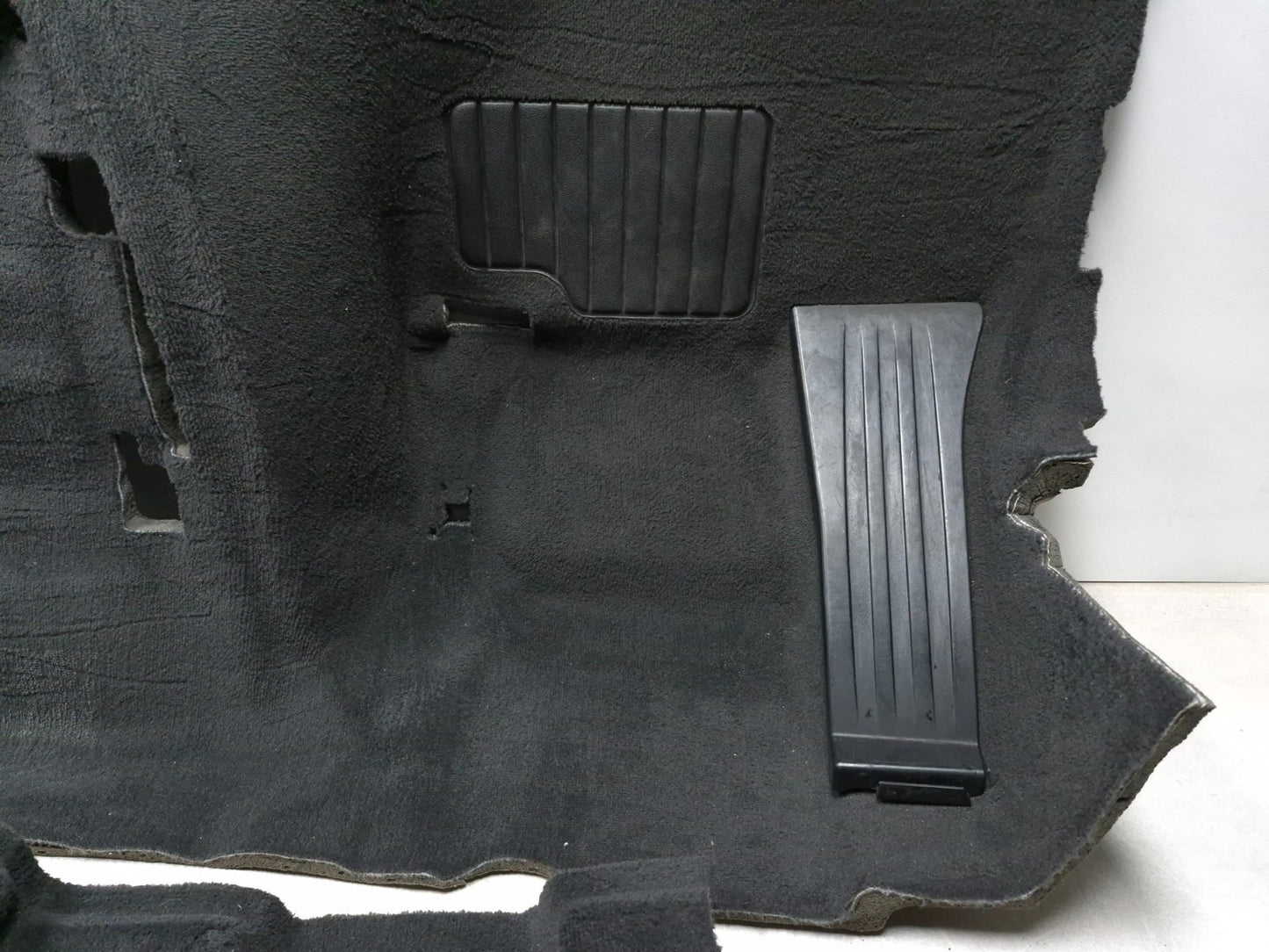 2008 BMW X6 Xdrive 50i Floor Carpet Rear & Front Side Pair OEM
