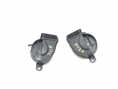 2017 Toyota Highlander Horn Signal Low & High Pair 86520-0e020 OEM