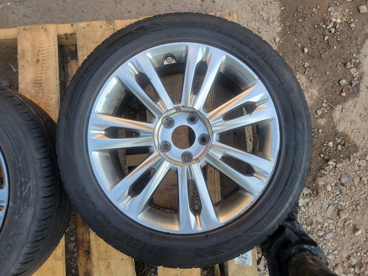 2009 Genesis Sdn Wheel Rim W/ Tire Nankook Ventus S1 235/50zr18 2pcs OEM
