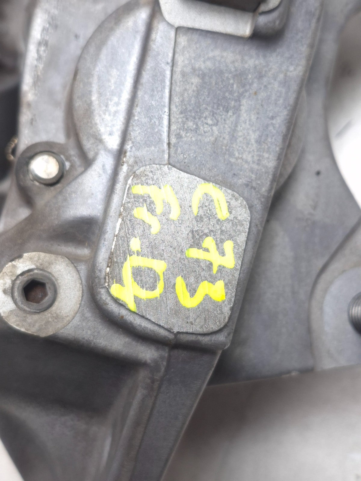 2019 Tesla Model 3 Front Brake Caliper Left & Right OEM