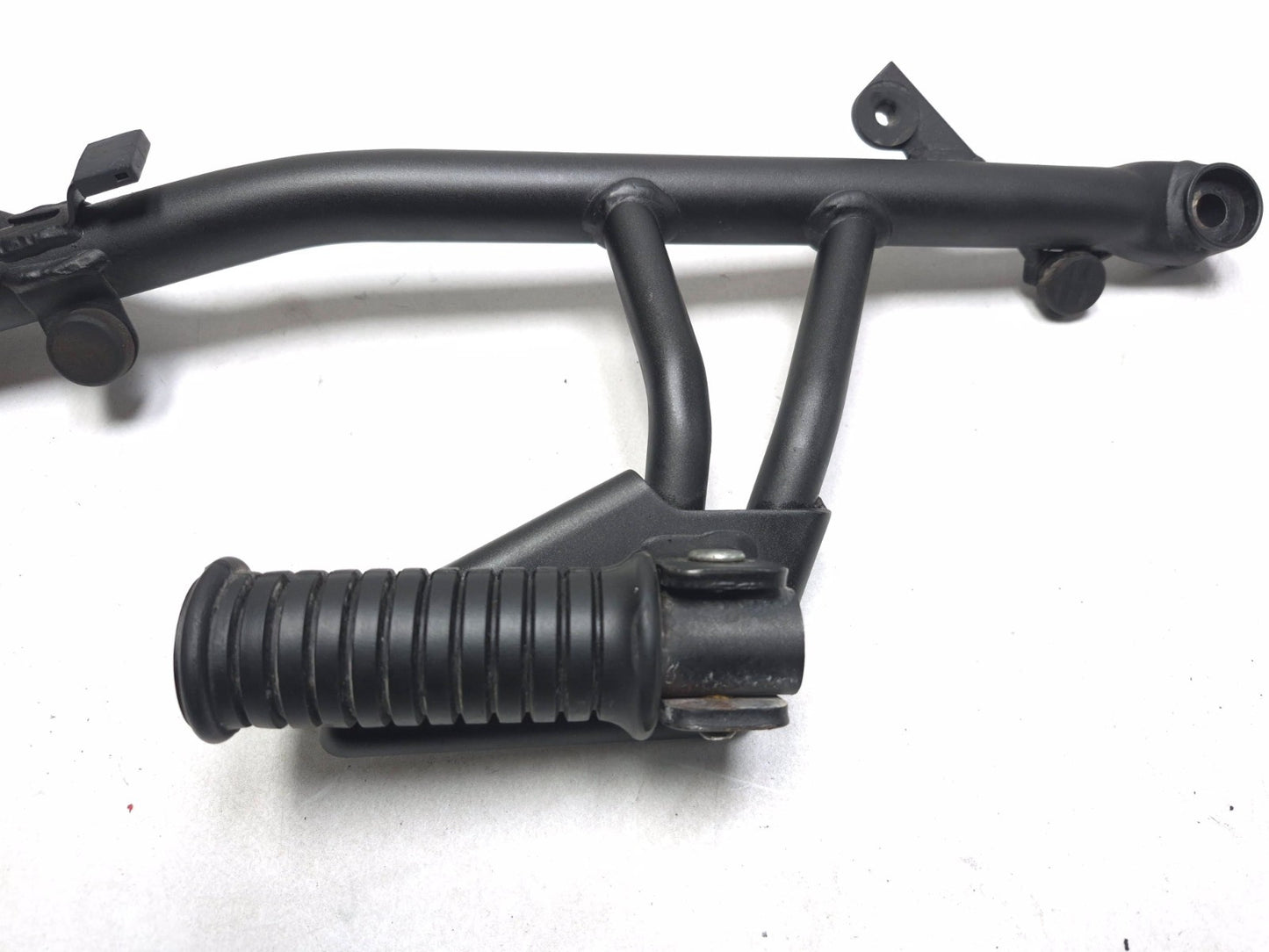 2017 Kawasaki Vulcan S En650c Right Footrest & Bracket Assy OEM