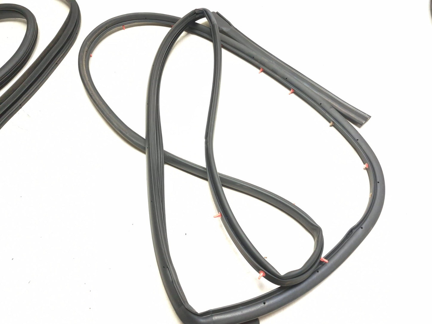 2018 Hyundai Sonata Rear Door Weatherstrip Seal Driver Side Left 4pcs OEM