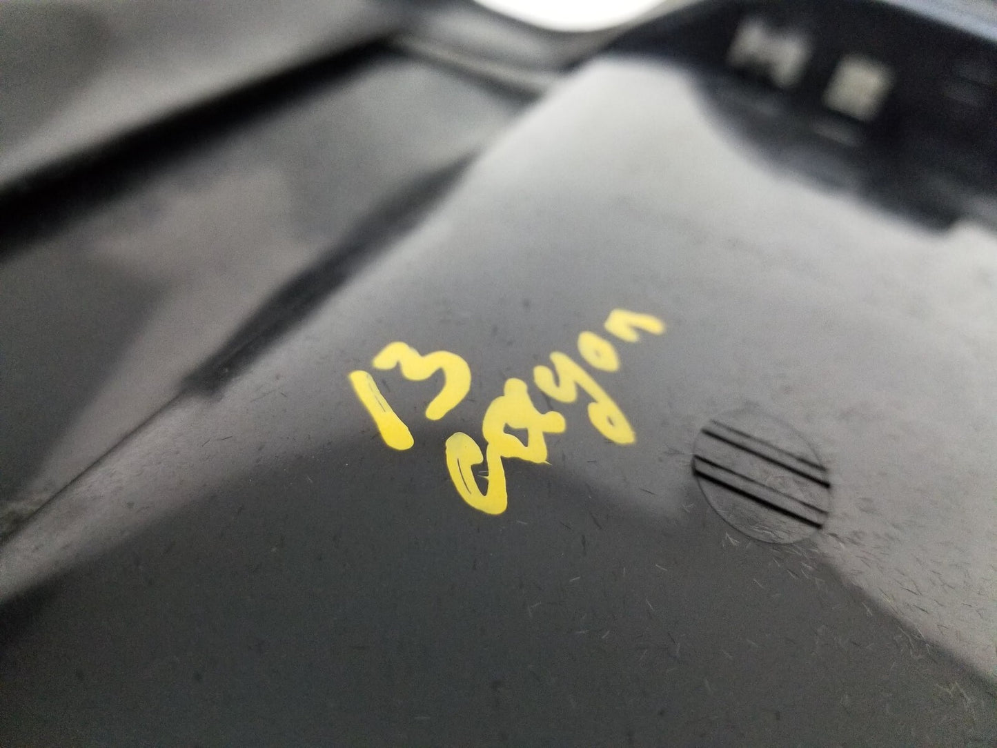 2013 Porsche Cayenne Glove Box OEM