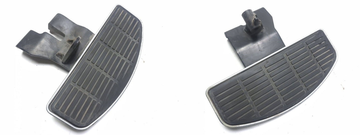 2005 Suzuki C50 Boulevard Front Footrest Right & Left Pair OEM