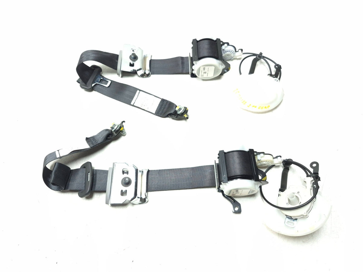 2018 Honda Odyssey Front & 2nd Row Seat Belt Retractor Left & Right OEM