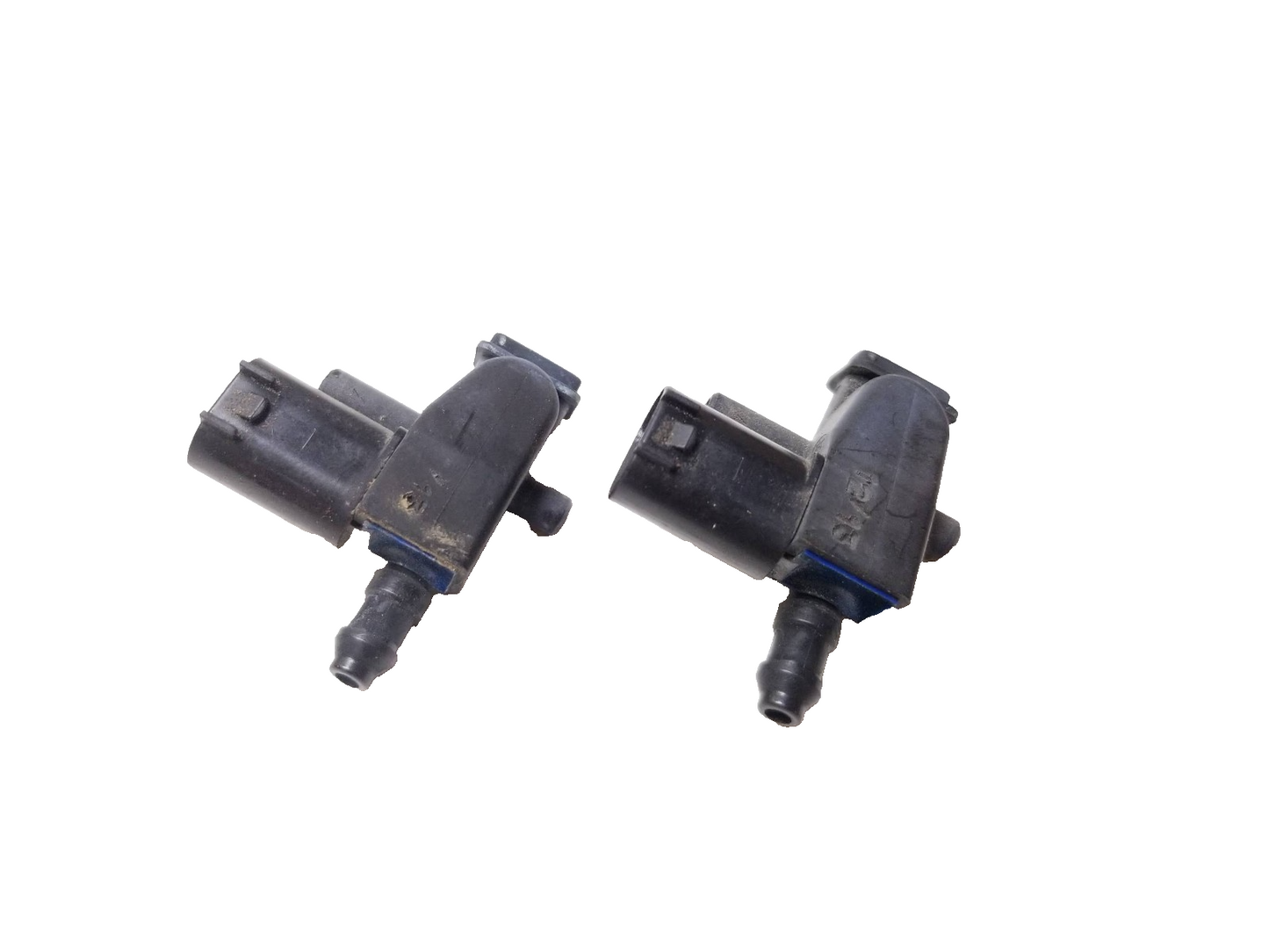 2013 Volkswagen GTI Windshield Washer  Nozzles W/ Heating OEM