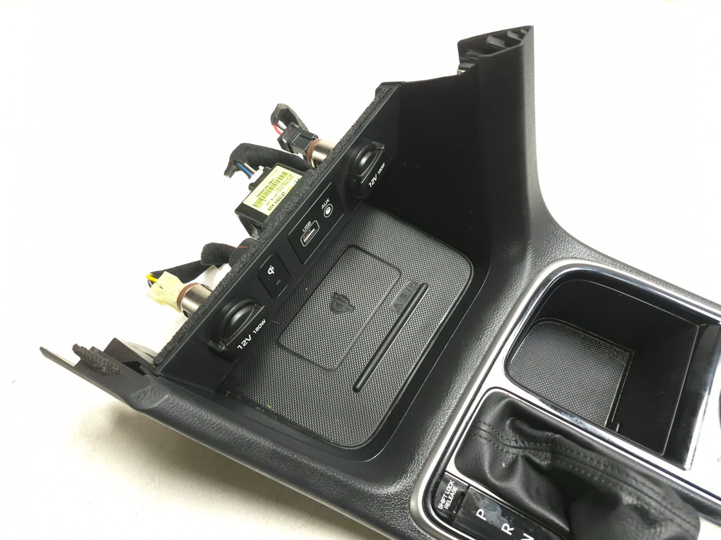 2018 Hyundai Sonata Center Console Trim Bezel Shifter Knob OEM