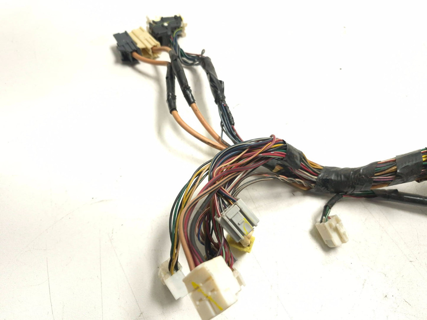 2007 Toyota Corolla Main Fuse Box Wire Harness 82111-02090 OEM