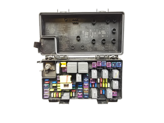 2011 - 2013 Jeep Grand Cherokee Engine 3.6l Fuse Box Unit OEM