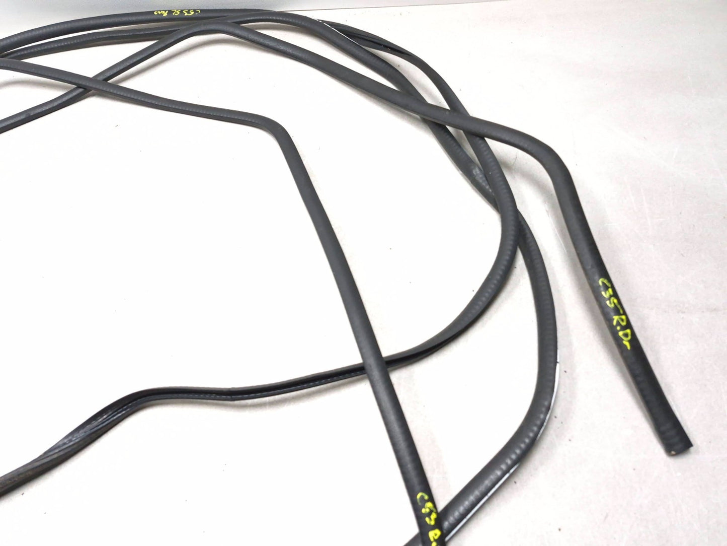 2013 Ford Transit Connect Rear Siding Door Weatherstrip Seal Lh & Rh 4pcs OEM