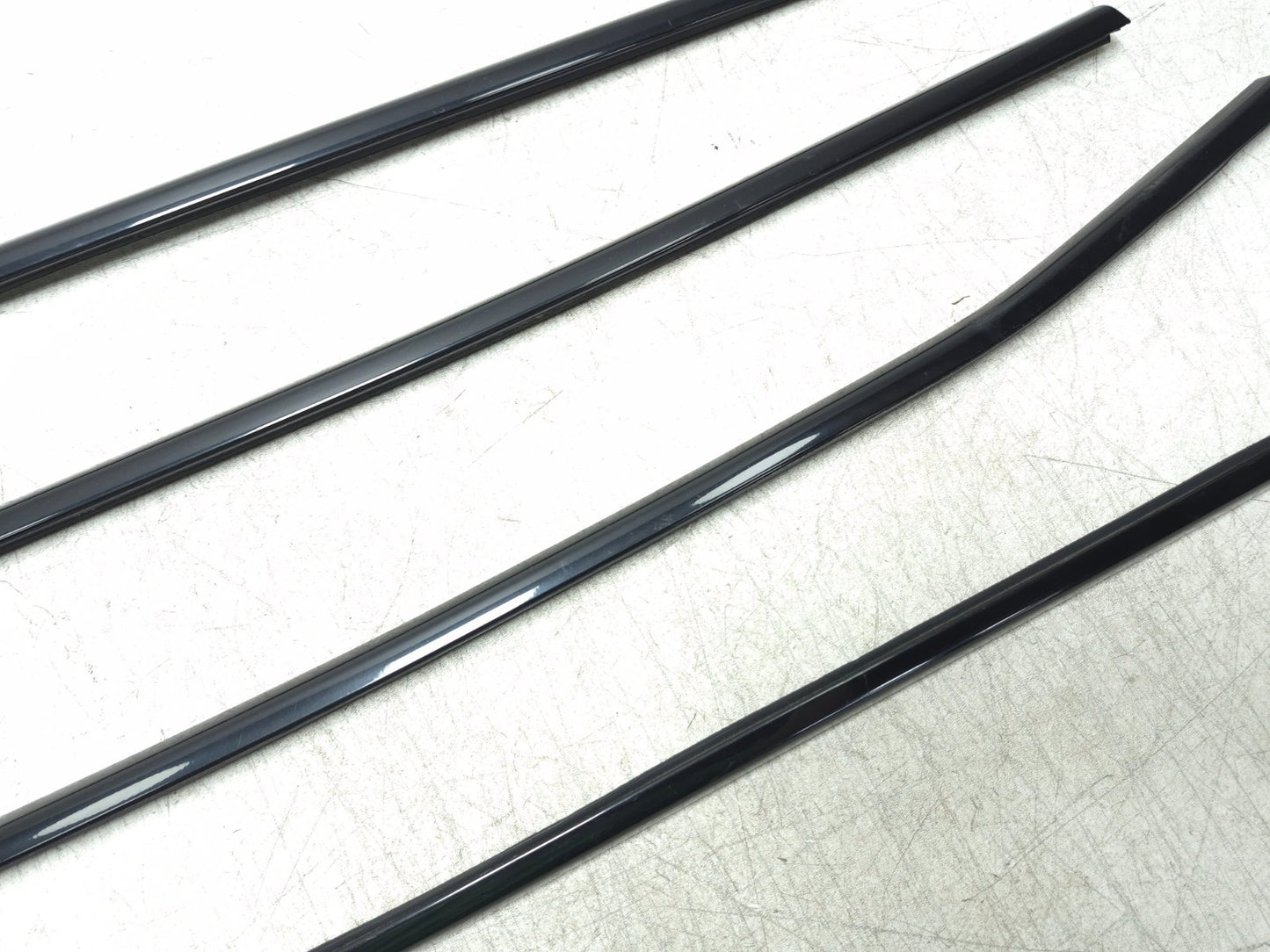2008 BMW X6 E71 Door Window Belt Strip Molding Front & Rear 4pcs OEM