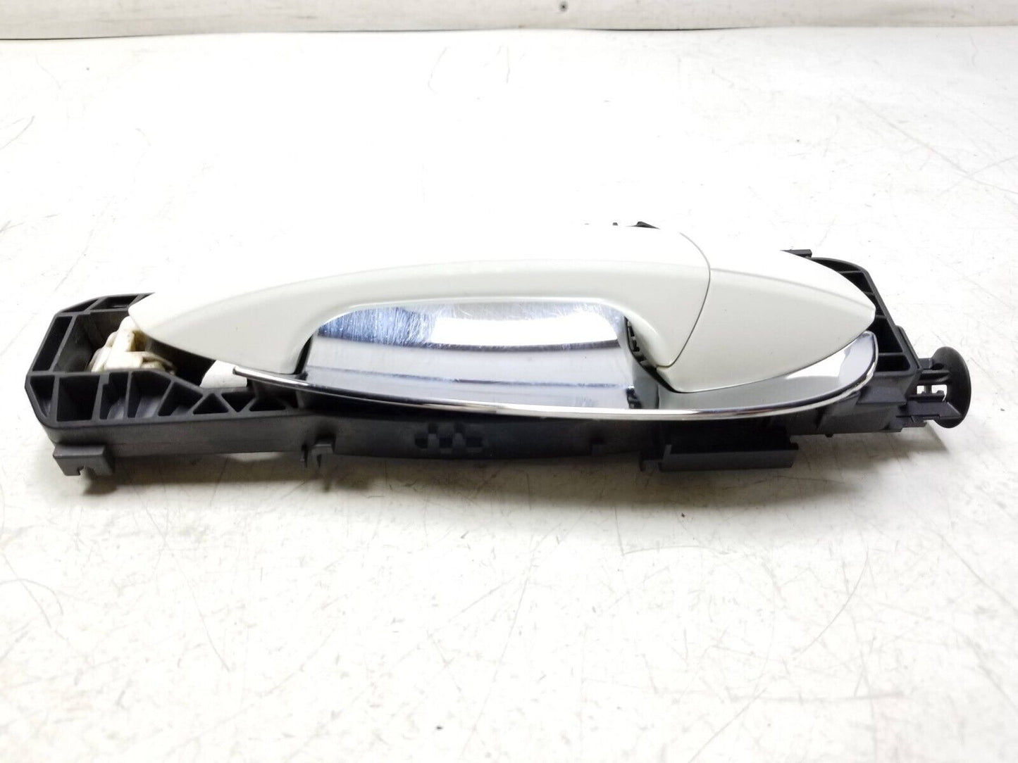 10-13 Mercedes W212 E350 E500 Exterior Door Handle Front Passenger Side Rh OEM