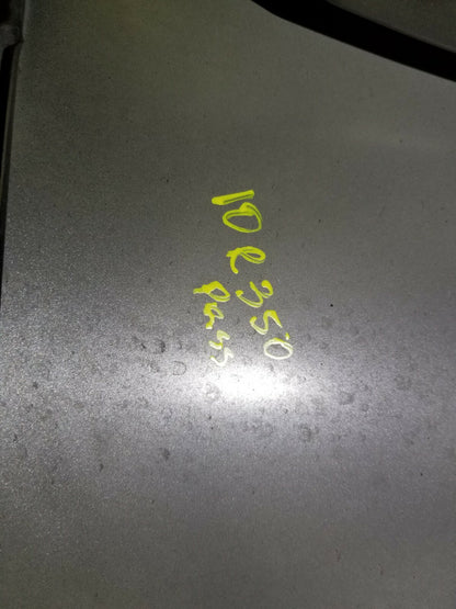2010 Mercedes R350 Passenger Fender Right (paint Code : 755u) OEM ✅