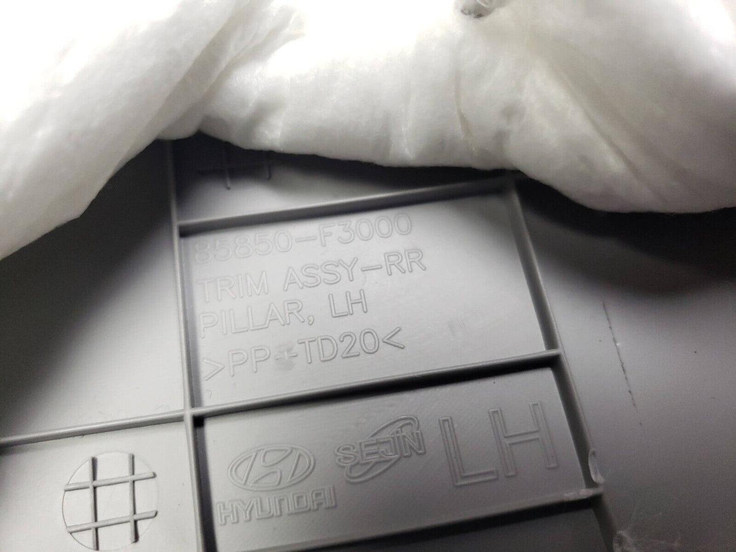 17-20 Hyundai Elantra Rear C Pillar Trim Cover Driver Passenger Side Pair OEM