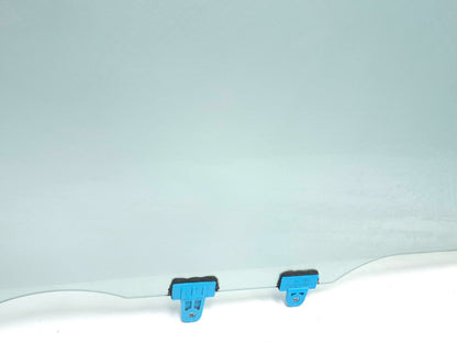 2015 Nissan Juke Door Window Glass Front Passenger Side Right OEM