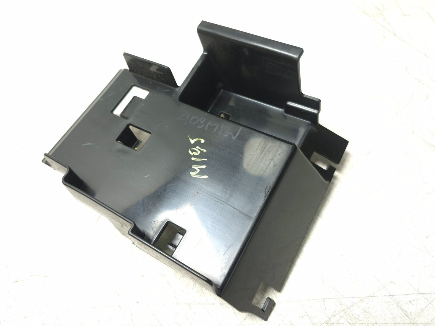 2019 Kawasaki Z400 Er400d Cdi Ecu Tray Cover OEM
