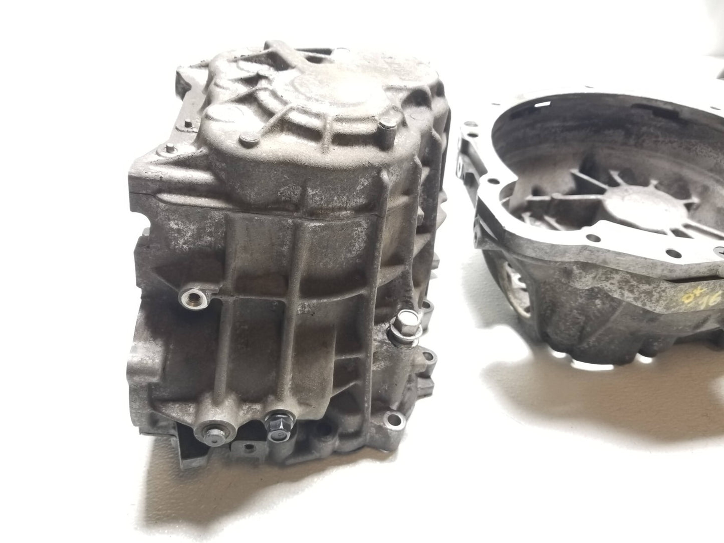 2016 Hyundai Veloster Manual Transmission Case **m6cf3-1** OEM