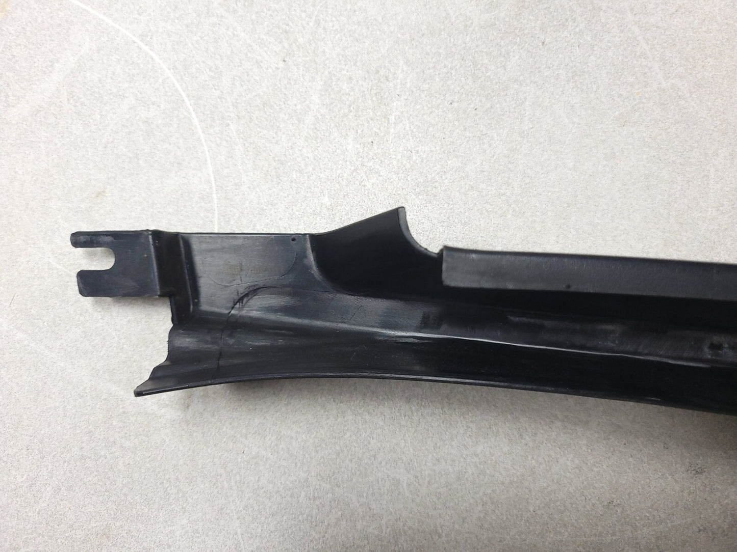 2007 Range Rover Front & Rear Door Window Trim Molding Left & Right 4 Pcs OEM
