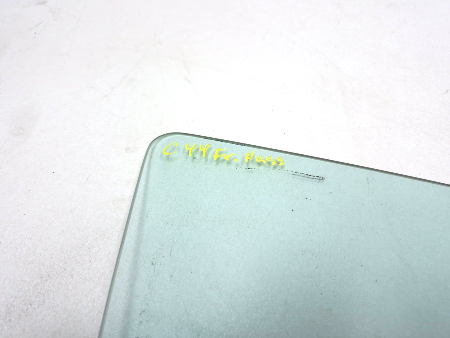 2019 Ford Ecosport Door Window Glass Front Passenger Side Right OEM