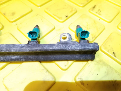 07 - 12 Nissan Sentra Fuel Rail W/ Injectors 2.0l OEM
