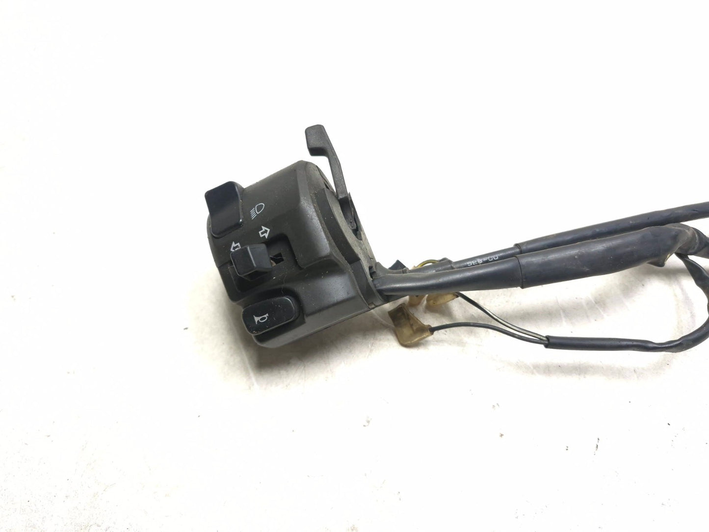 2002 Yamaha Yzf-r6 Left Handlebar Switch *has Damage* OEM