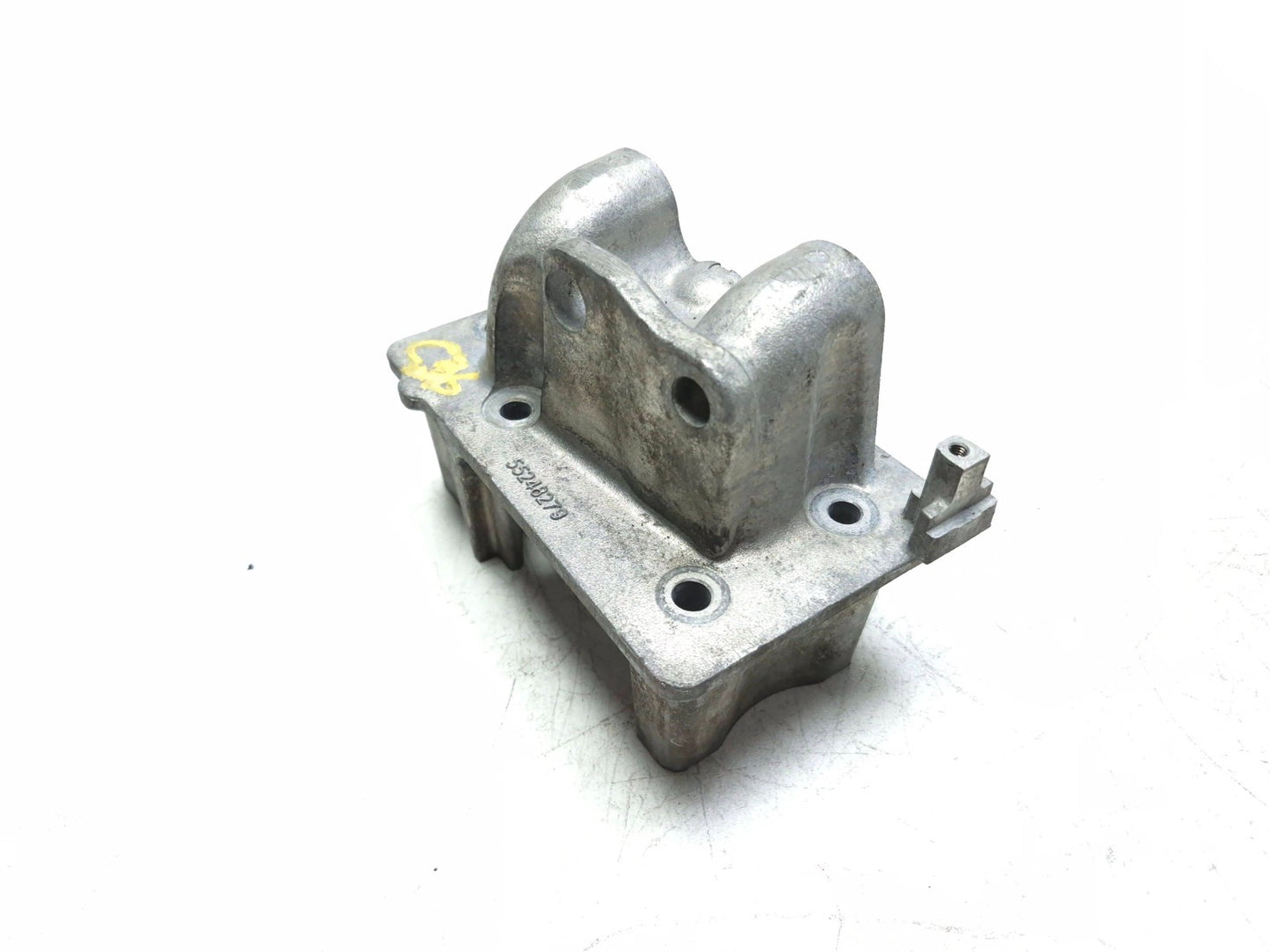 2014 Fiat 500l Engine Mount Bracket 55248279 OEM