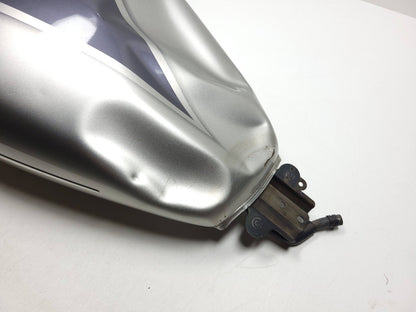 2007 Yamaha Xvs 1300 V-star Fuel Tank Has Damage OEM